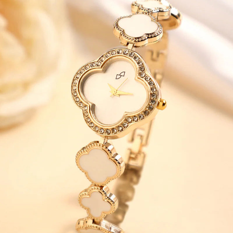 The Clover Watch – Ivory White